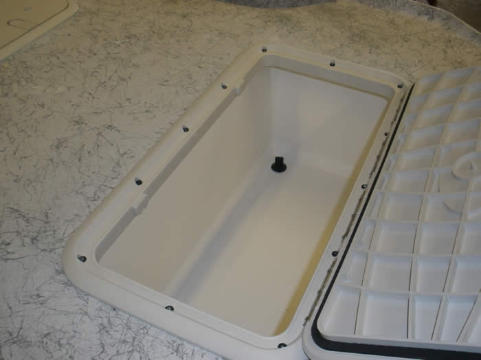 20 Gallon Rear Deck Live Well
