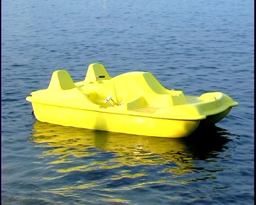 3 Person Polyethylene Pedal Slide (Discontinued)