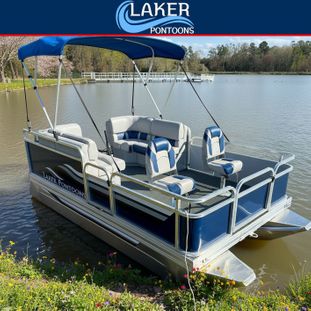 Laker 712 DLX Mini Pontoon