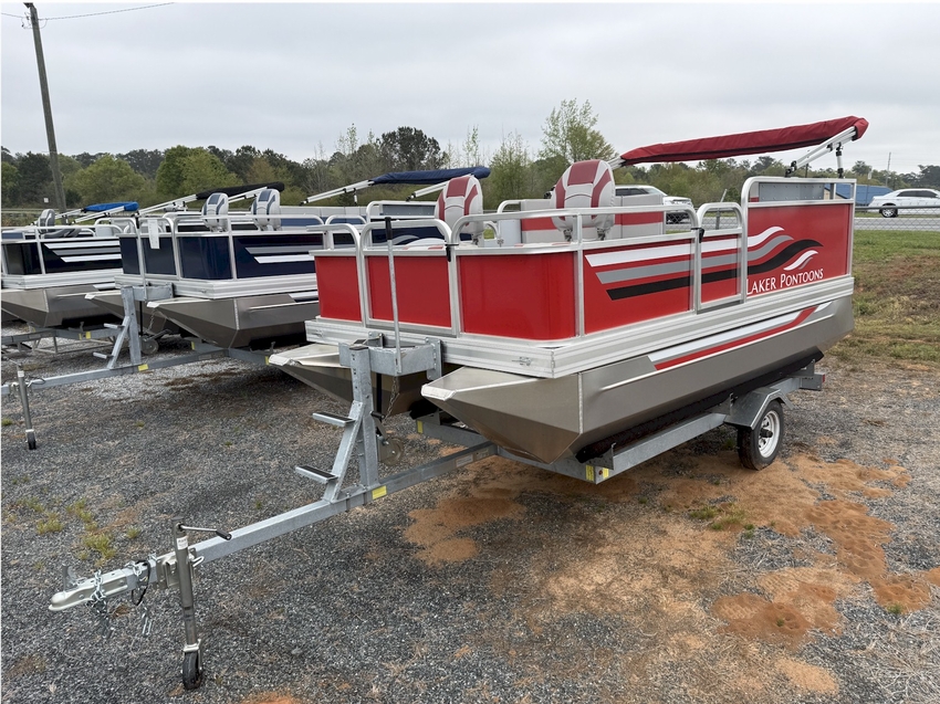 Laker 712 DLX Standard Seat Package