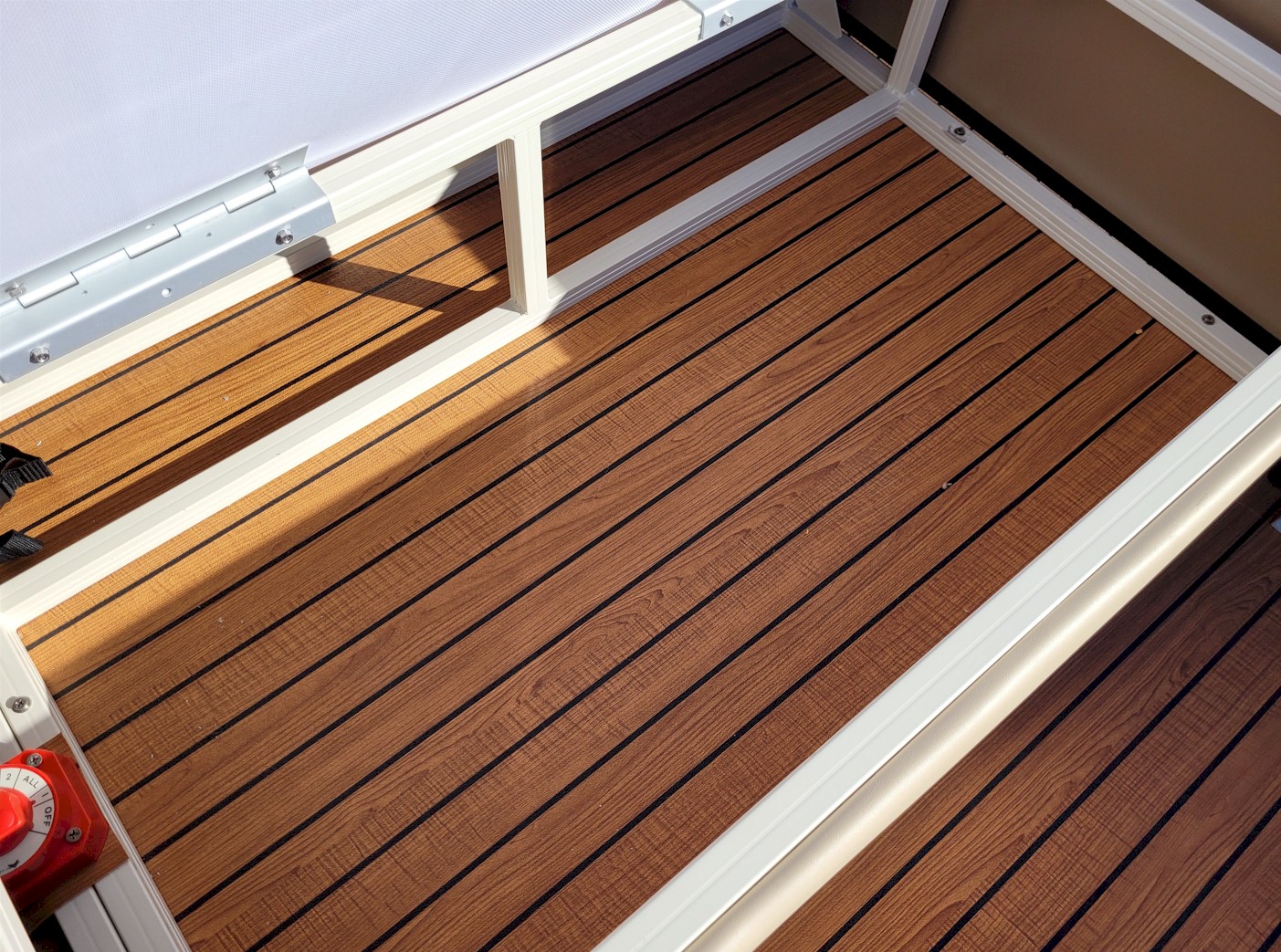 Windsor 238 Lounger Pontoon Boat Package