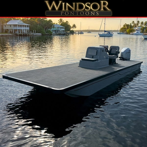 Windsor FTW250 Tri-Toon Work Boat