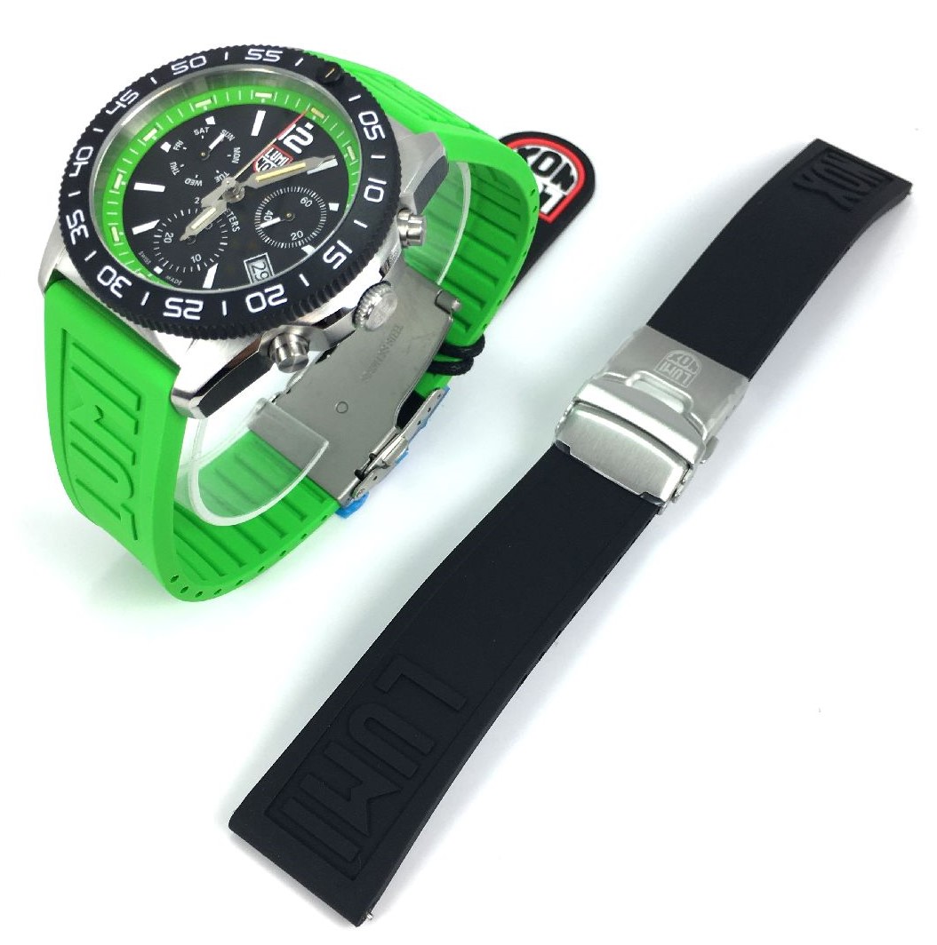 Orologio Luminox Cronografo Al Quarzo Uomo XS.3157.NF - Cassa In Alluminio 44mm, Vetro Zaffiro, Cinturino In Gomma Verde, 20 Bar
