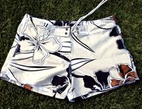 Short-hipster short<br>Khaki flower, size 3