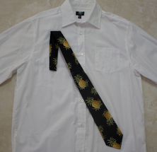  Hawaiian Necktie<br>Black Pineapple