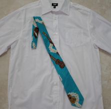 Hawaiian Necktie<br>Ukulele