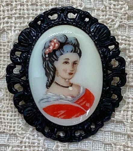 Small Vintage Portrait Cabochon Brooch
