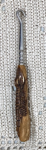 Vintage Glove Button Hook w/Carved Wooden Alligator Motif Handle