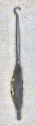 Vintage Botton Hook w/Brass Leaf Motif