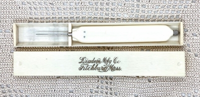 Vintage Celluloid Diadem Lace Crochet Hook w/Case
