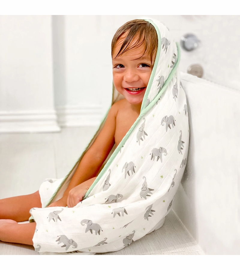 Bamboo Little Hooded Baby Towel & Washcloth Set Elephant