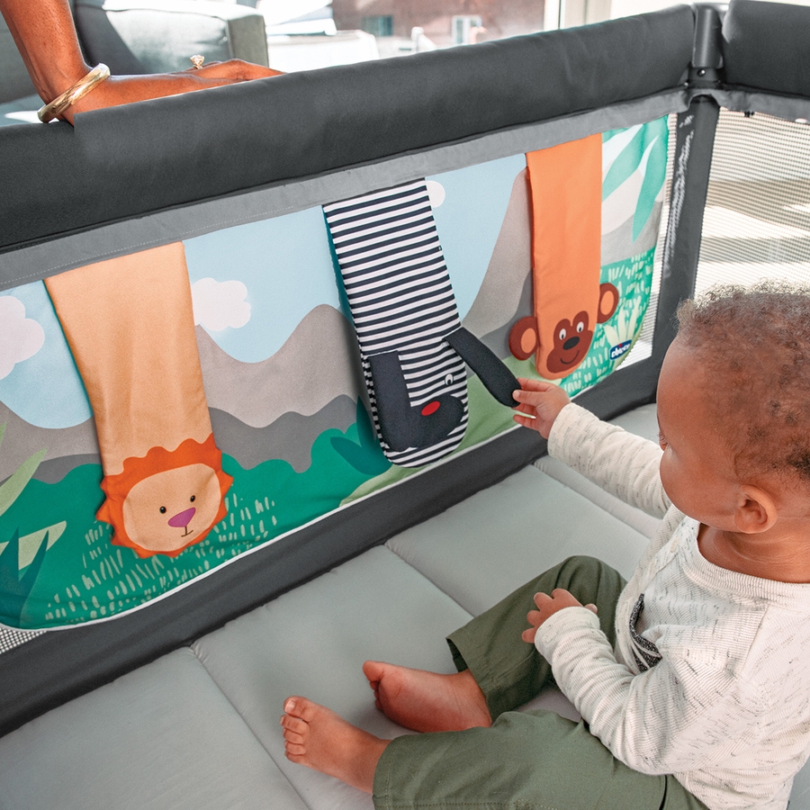 Chicco Dash Playard Play Panel Safari