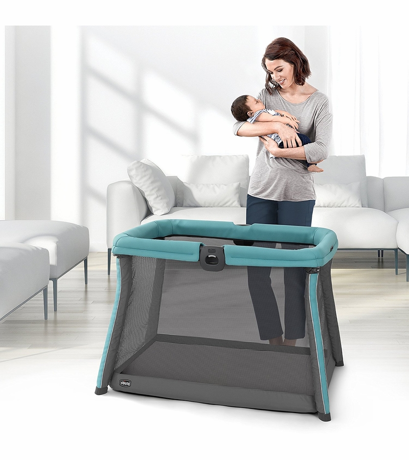 Chicco FastAsleep Go FullSize Travel Playard Isle