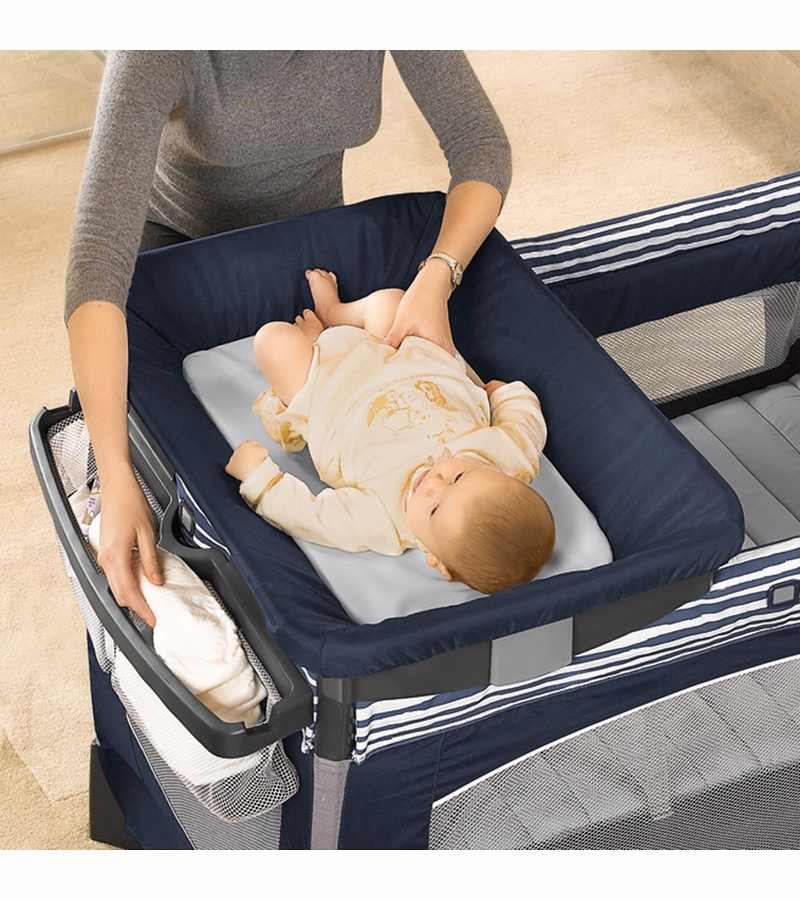 Chicco Lullaby Baby Playard Rainfall