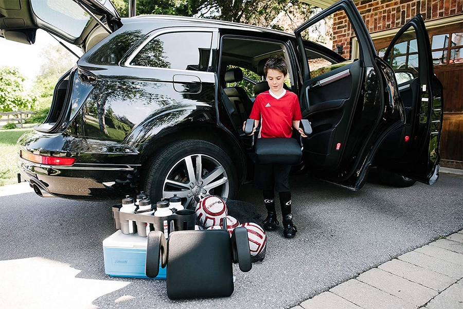 Clek Ozzi Backless Booster Car Seat with Rigid Latch Carbon (Jersey Knit)