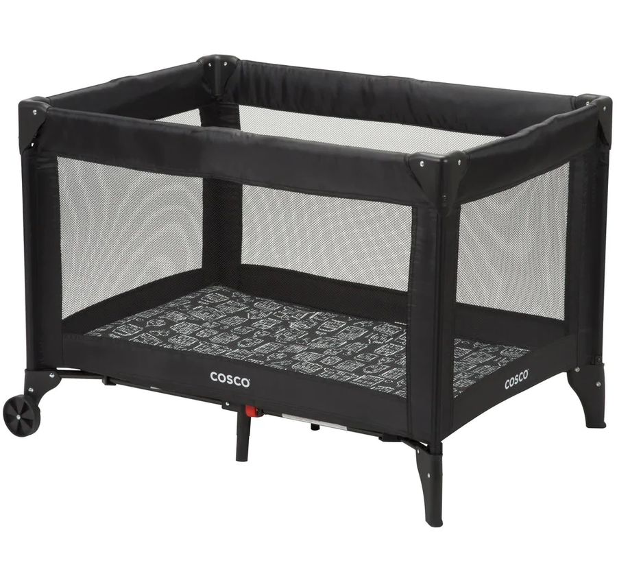 Cosco Funsport Play Yard Mapleton