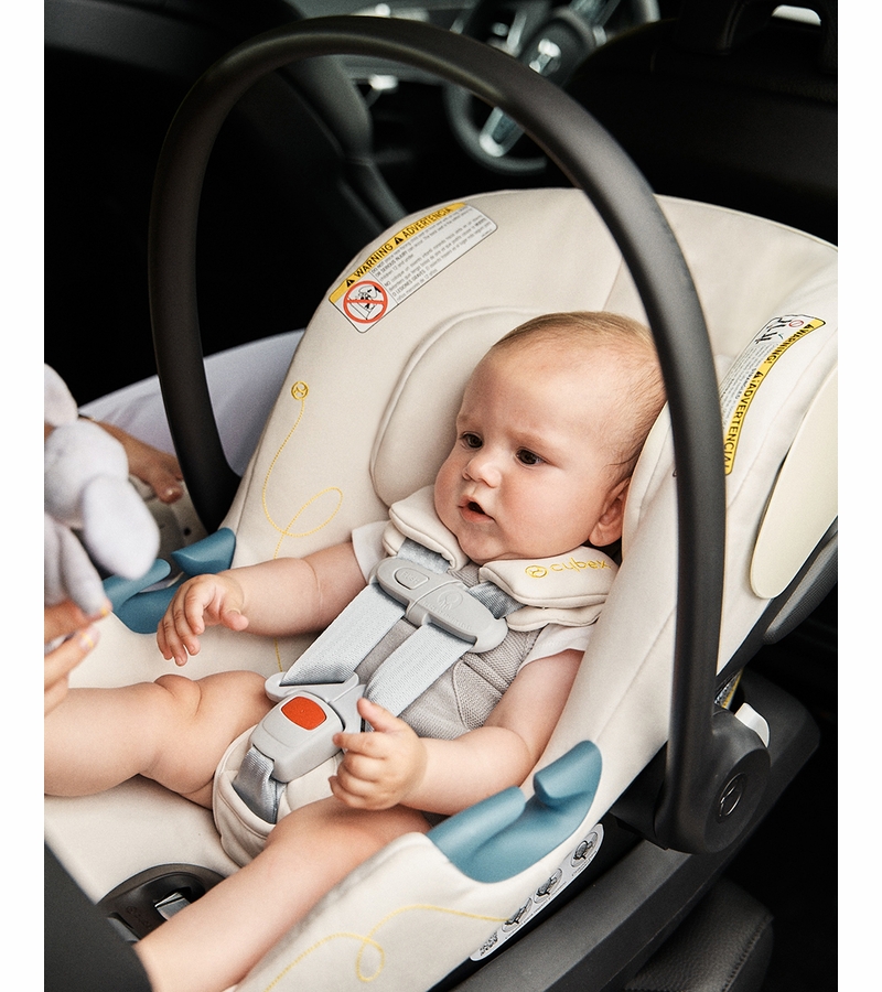 Cybex Aton G Infant Car Seat Moon Black