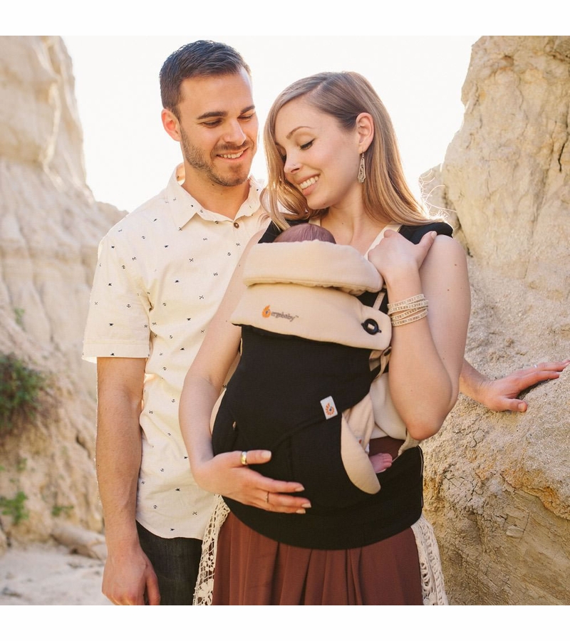 Ergobaby 360 Bundle of Joy Baby Carrier with Insert Black Camel