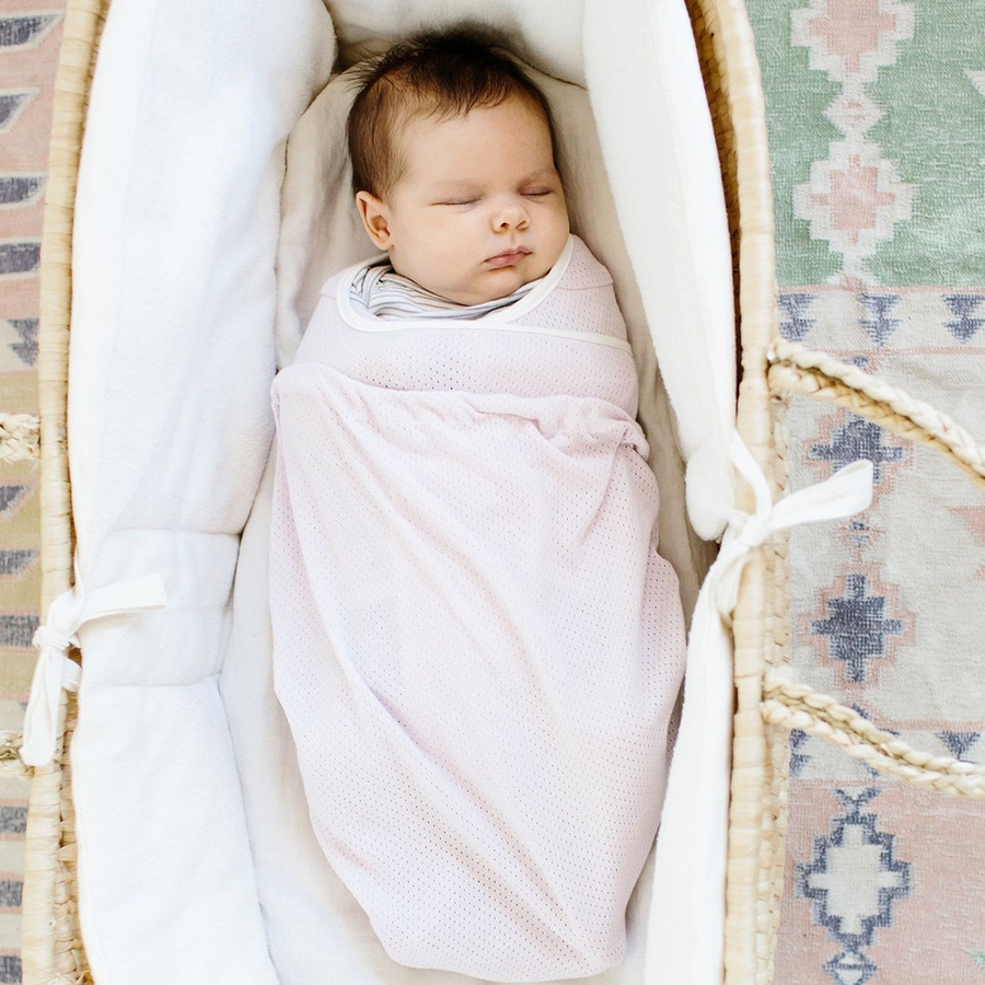 Ergobaby Lightweight Swaddler Lilac
