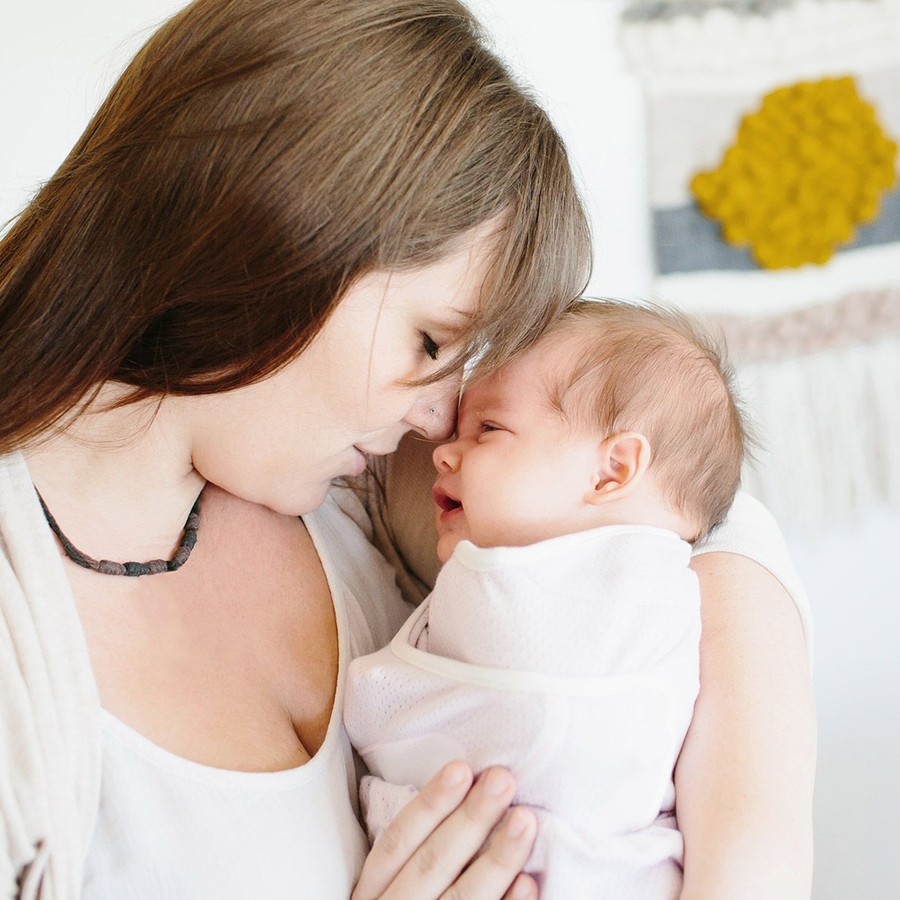 Ergobaby Lightweight Swaddler Lilac