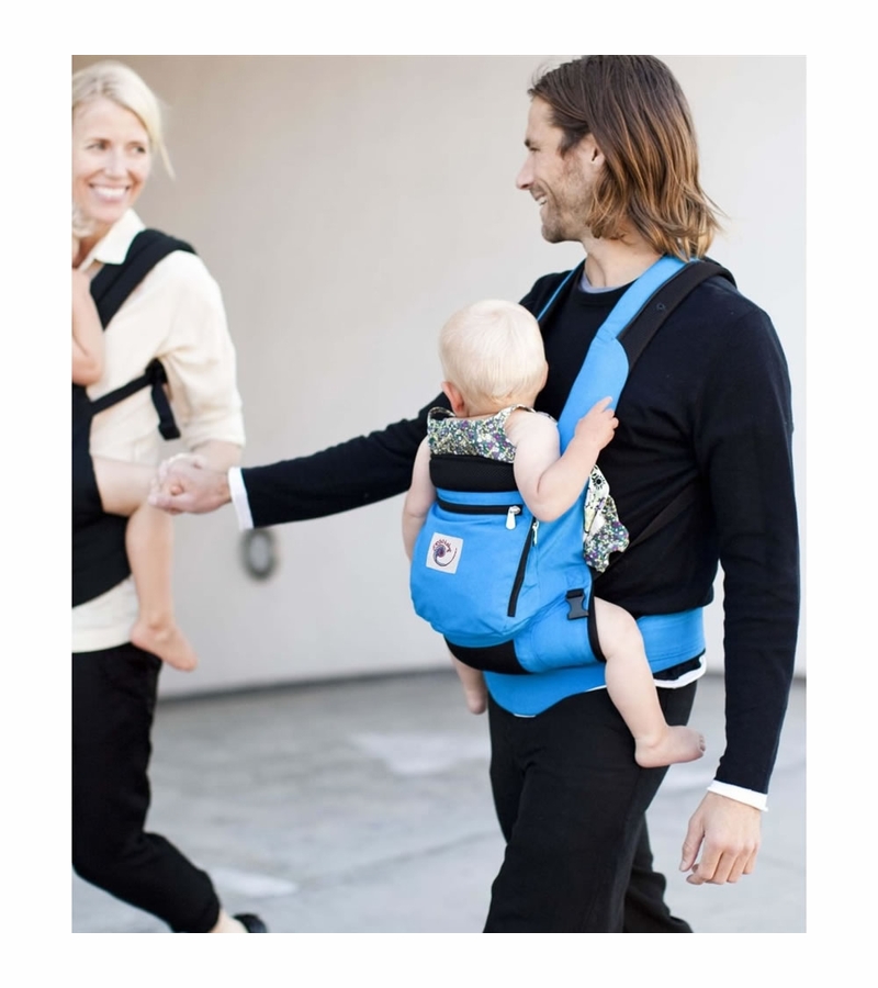 Ergobaby Performance Carrier in True Blue