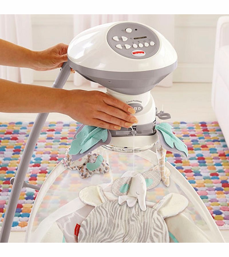 FisherPrice Deluxe Cradle n Swing Safari Dreams