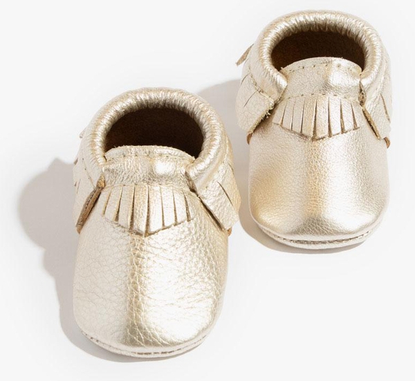 Freshly Picked Classic Moccasins, Size 1 - Platinum