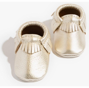 Freshly Picked Classic Moccasins, Size 2 - Platinum