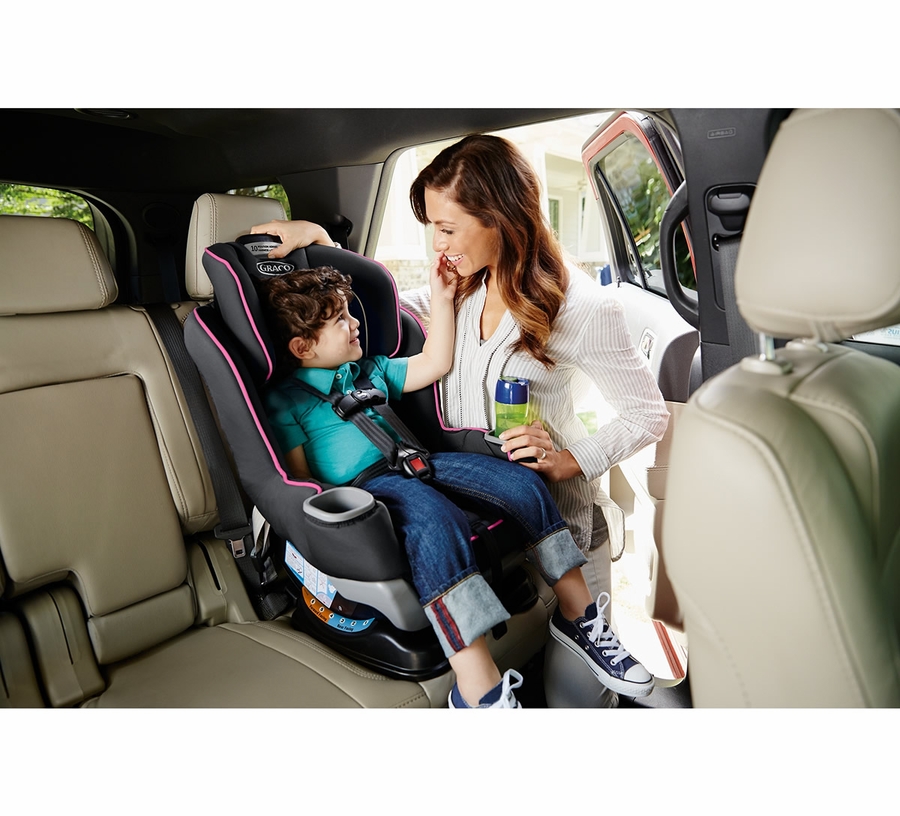 Graco Extend2Fit Convertible Car Seat Kenzie