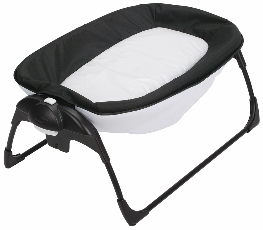 Graco Pack 'n Play Playard Portable Napper & Changer Studio