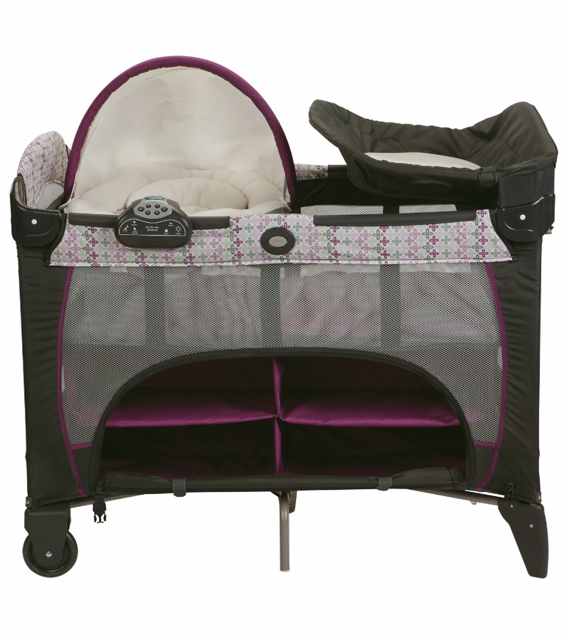 Graco Pack 'n Play Playard with Newborn Napper Station DLX Nyssa