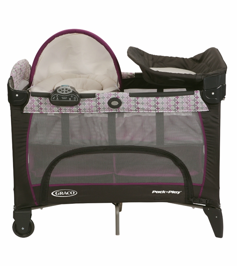 Graco Pack 'n Play Playard with Newborn Napper Station DLX Nyssa