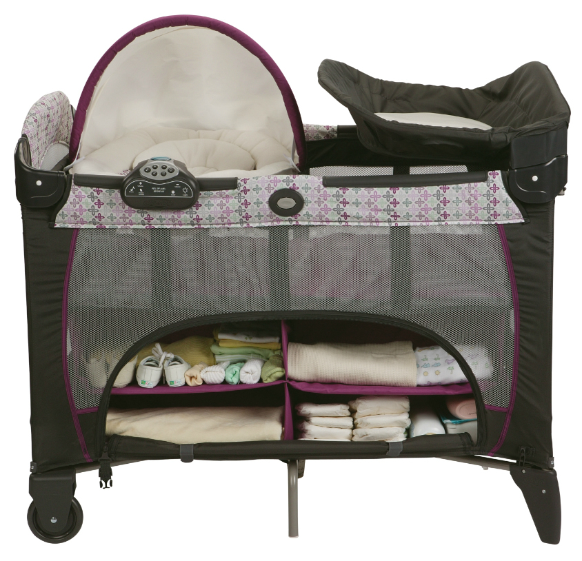 Graco Pack 'n Play Playard with Newborn Napper Station DLX Nyssa