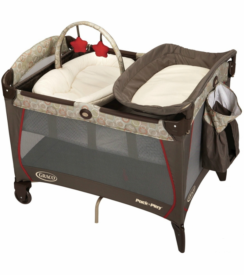 Graco Pack 'n Play Playard with Newborn Napper Station Forcaster