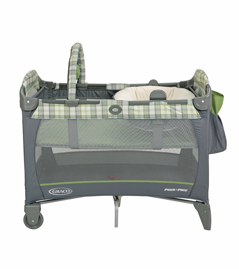 Graco Pack 'n Play Playard with Reversible Napper & Changer Roman