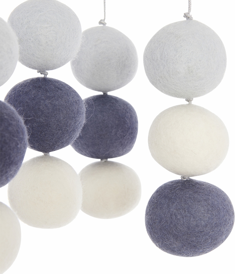 HALO Bassinest Mobile Pom Pom