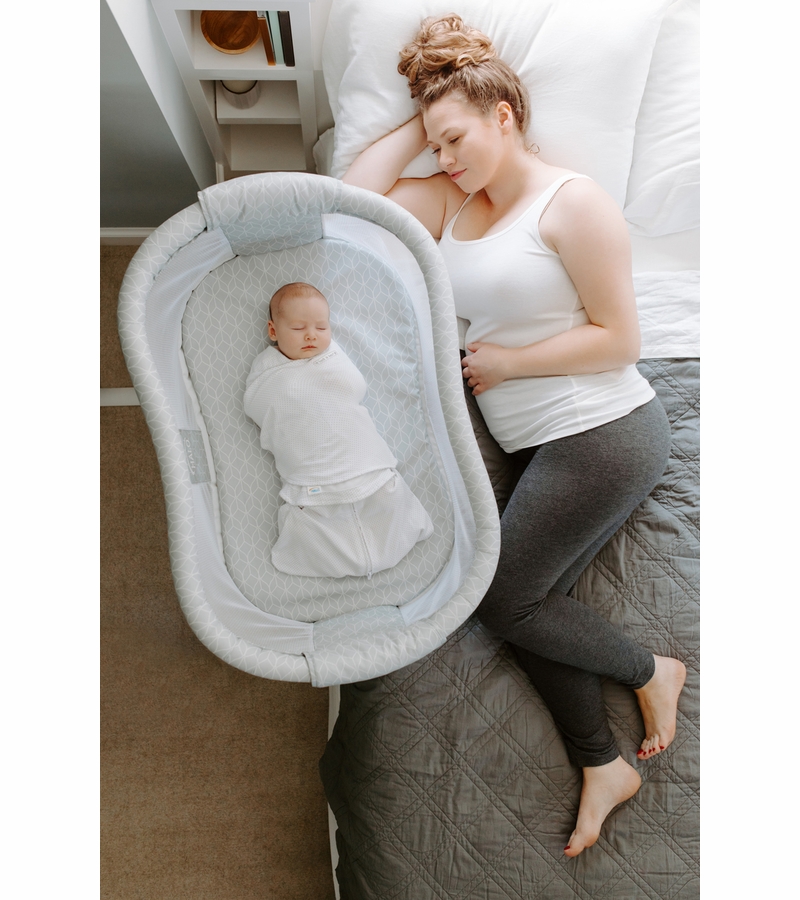 Halo Bassinest Swivel Sleeper Essentia Next Gen Morning Mist