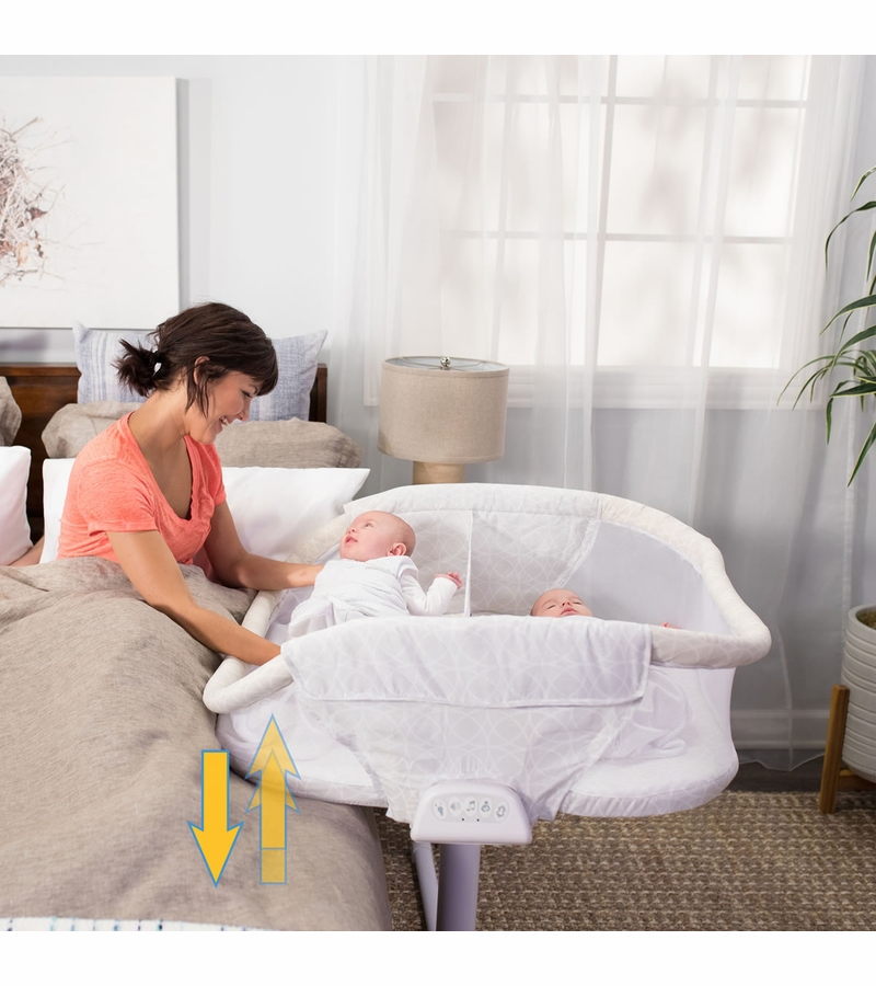 Halo Bassinest Twin Sleeper Sand Circles