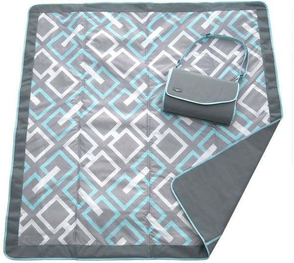 JJ Cole Outdoor Blanket in Grey Links D