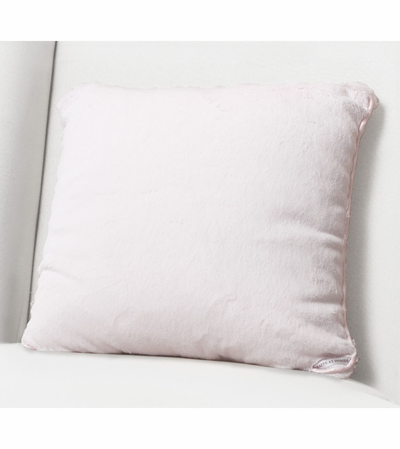 Little Giraffe Luxe Throw Pillow Pink