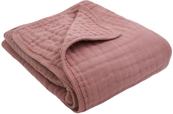 Lou Lou & Company Cloud Muslin Quilt - Berry, Large