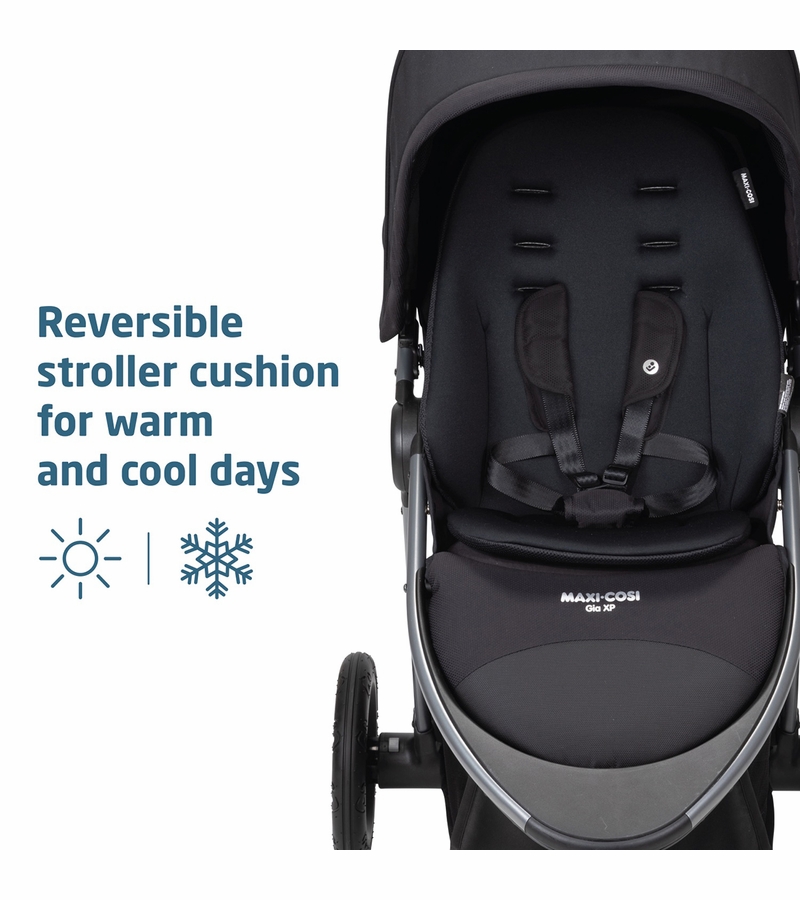 MaxiCosi Gia XP Luxe 3Wheel Travel System Midnight Black