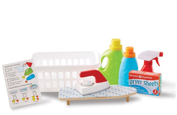 Melissa & Doug Laundry Basket Play Set