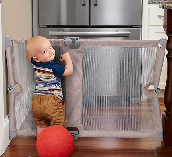 Navigate Retractable & Portable Child Safety Gate