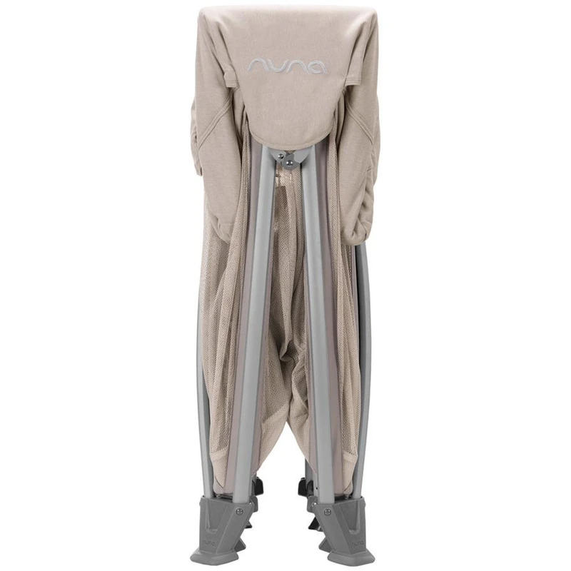 Nuna Sena Aire Playard with Organic Cotton Sheet Champagne