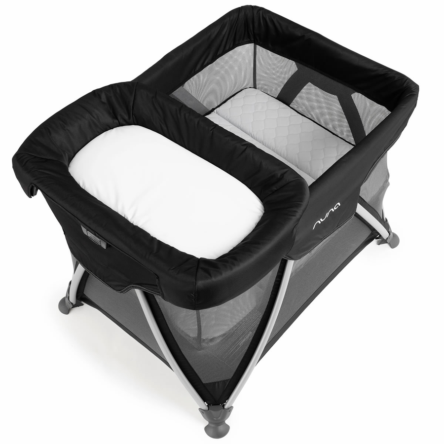 Nuna Sena Playard Changer Safari