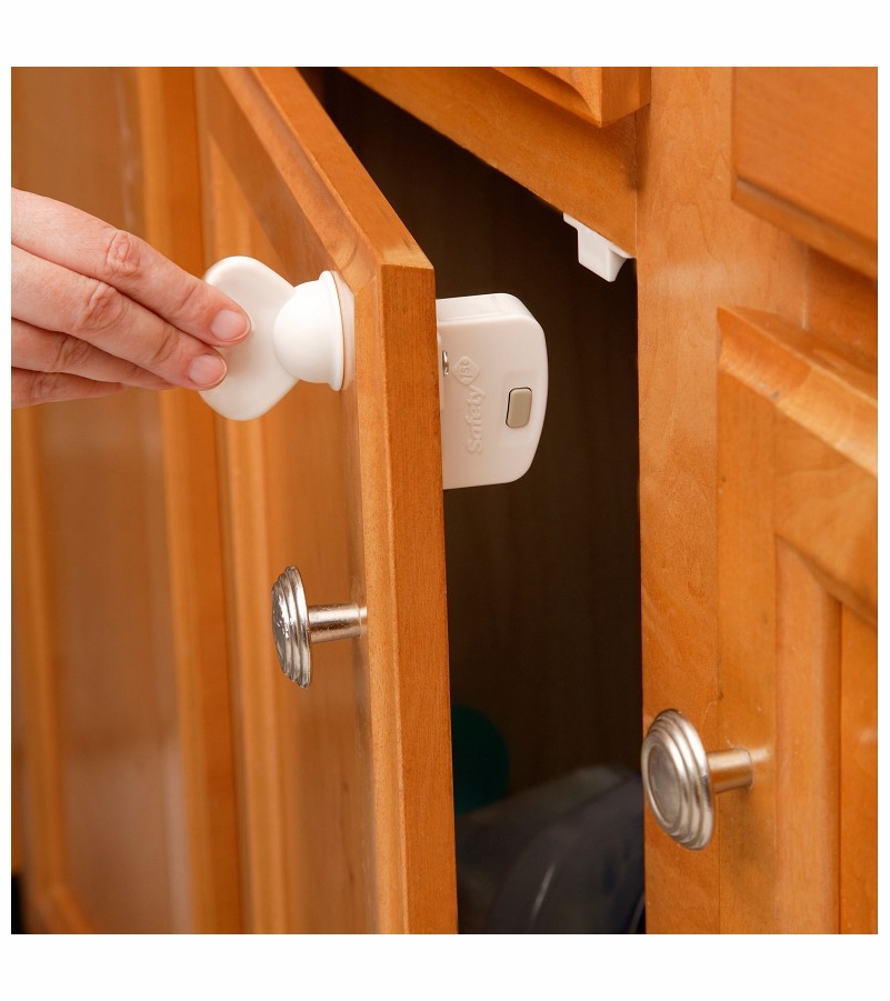 Safety 1st Complete Locking System