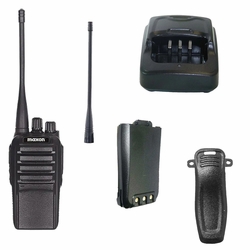 TS-3000 Two-Way Business Radio - 16 Channels, 5/1W (VHF) or 4/1W (UHF) Output