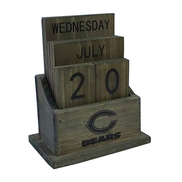 Chicago Bears Rustic Wood Desk Calendar