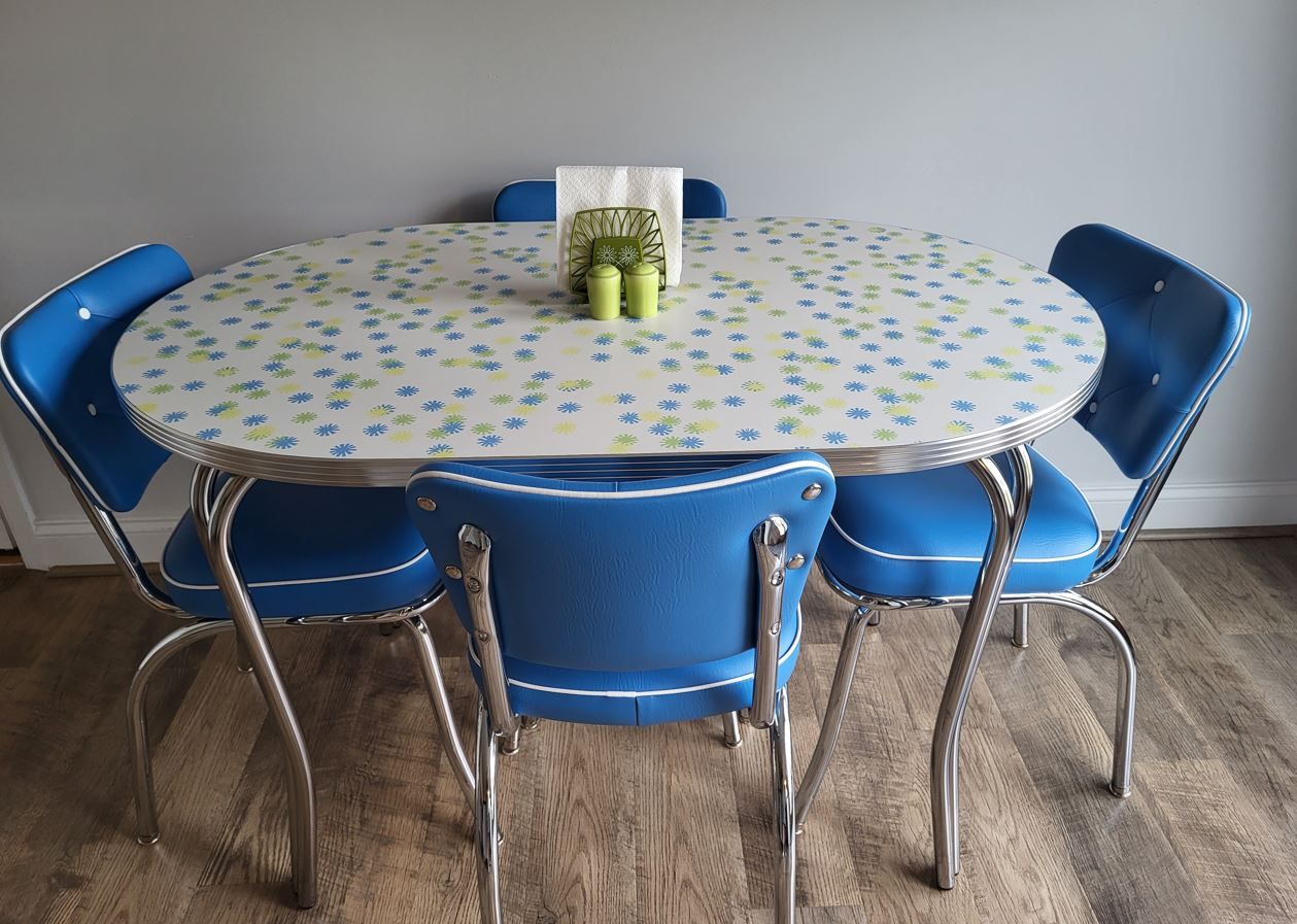 Daisy Dinette Set
